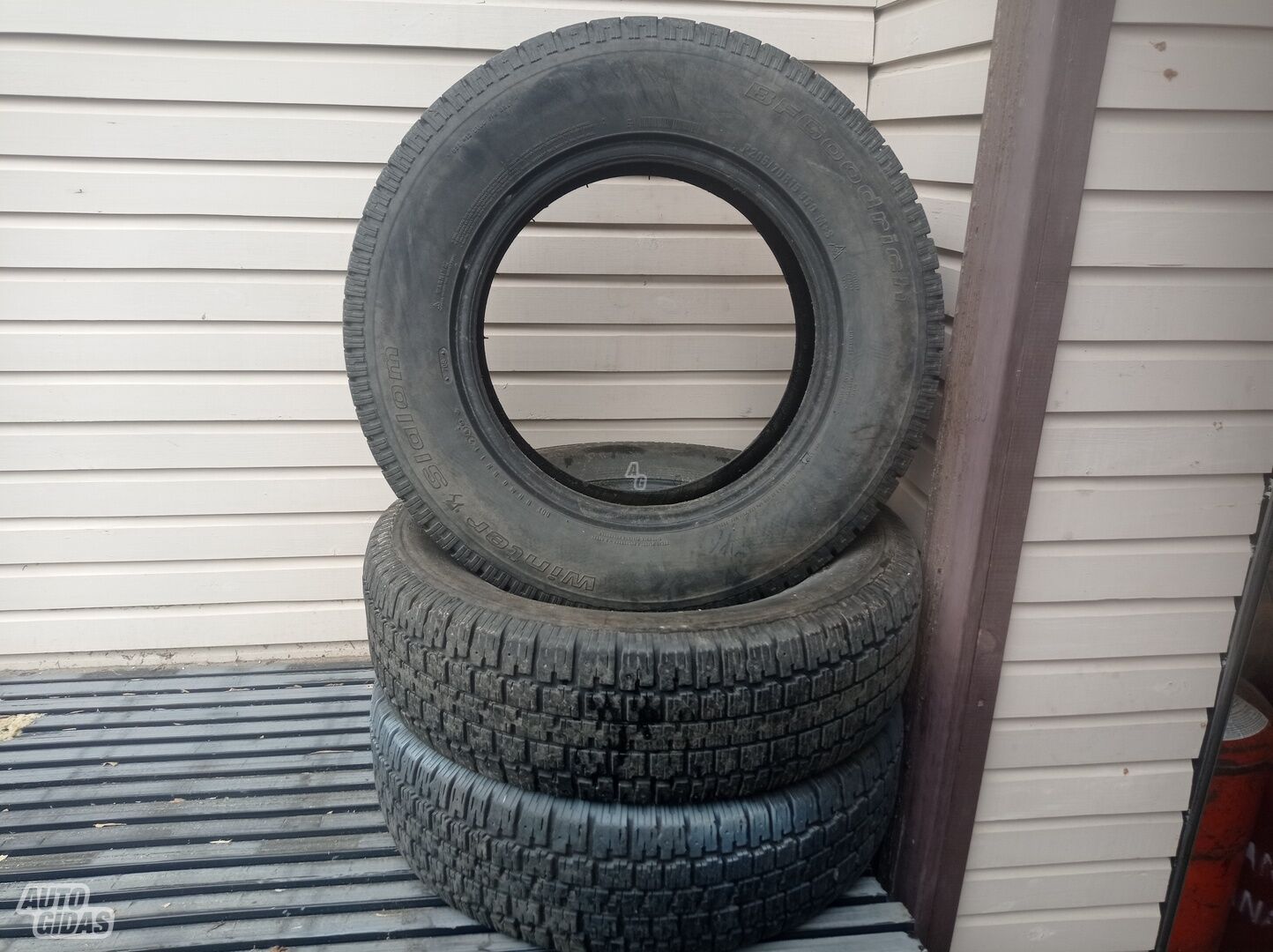 R15 universal tyres passanger car