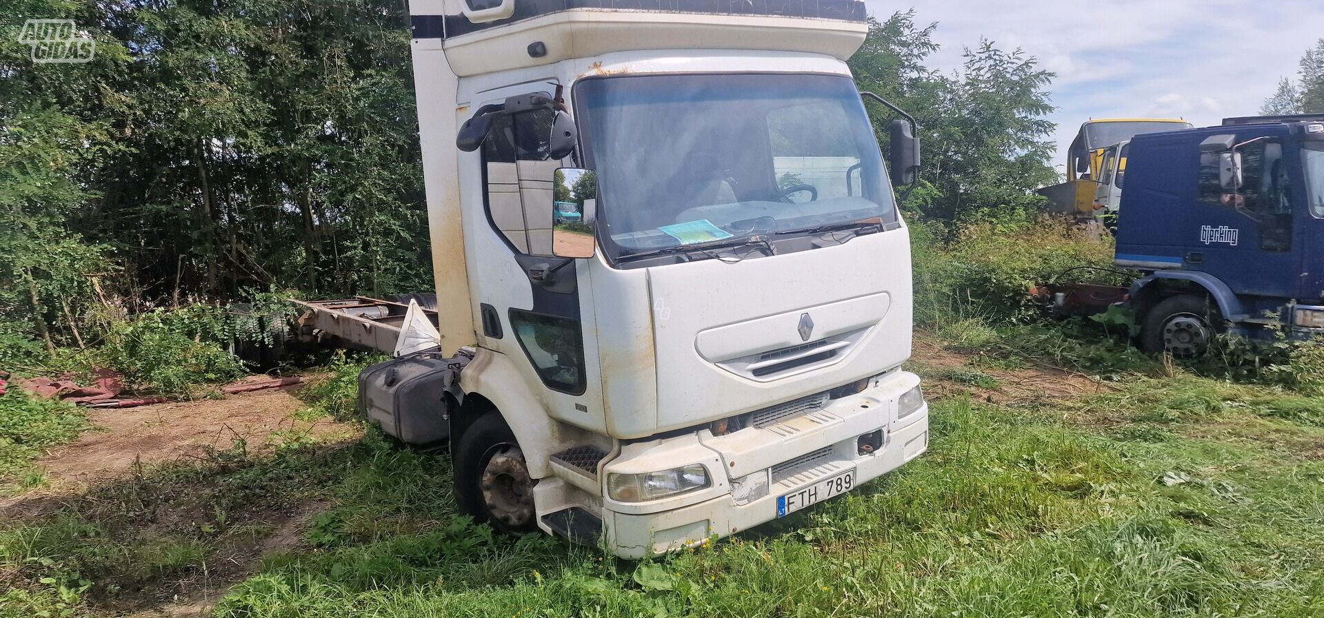 Truck over 7.5t. Renault 12 27 2005 y parts