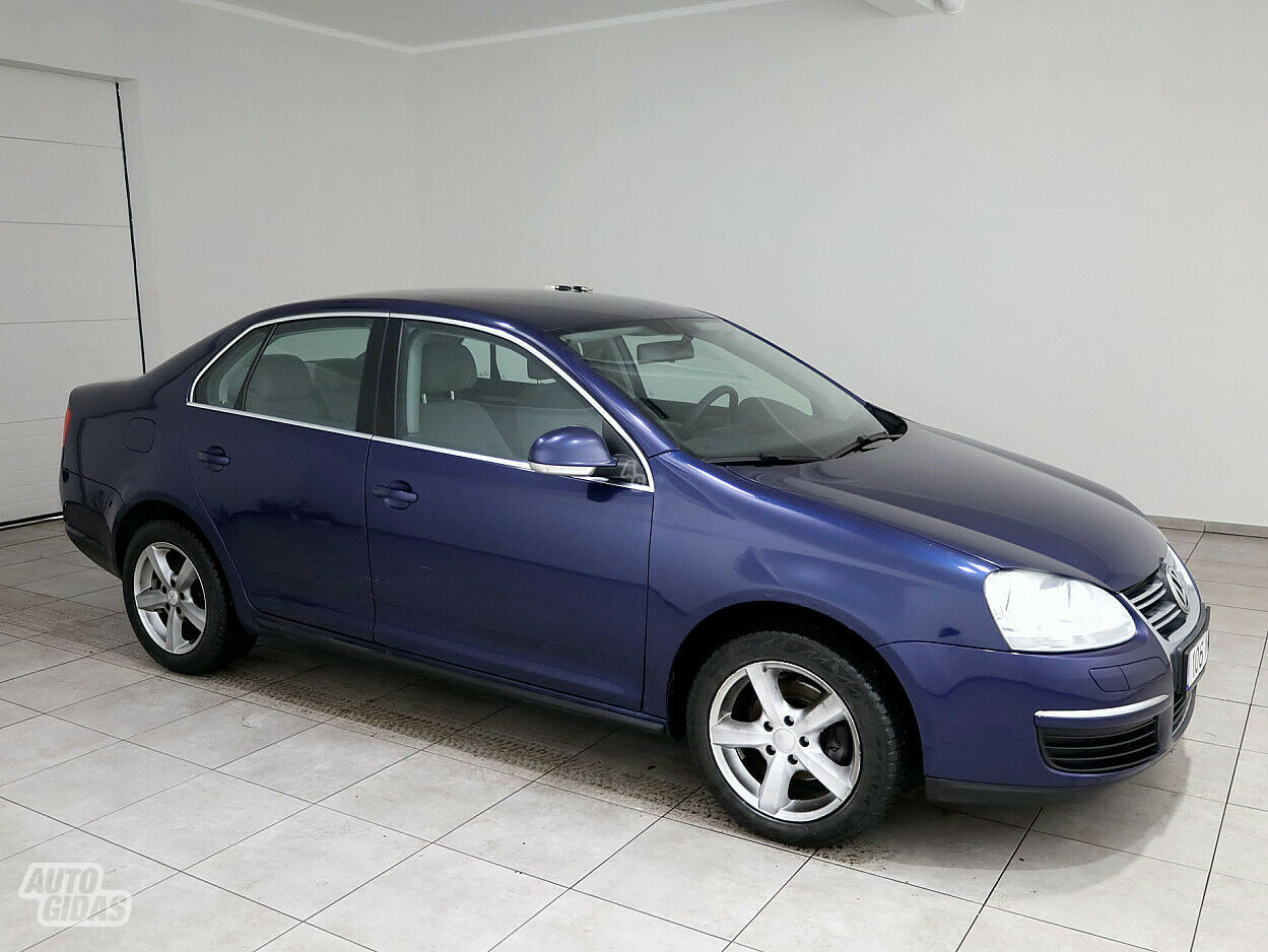 Volkswagen Jetta 2007 y Sedan