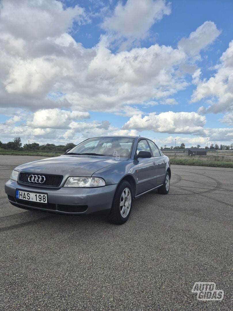 Audi A4 B5 TDI 1996 y