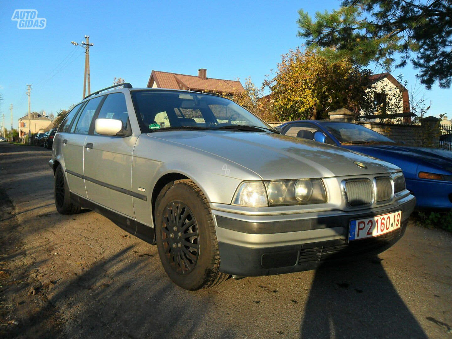 Bmw 316 i Touring 1998 y