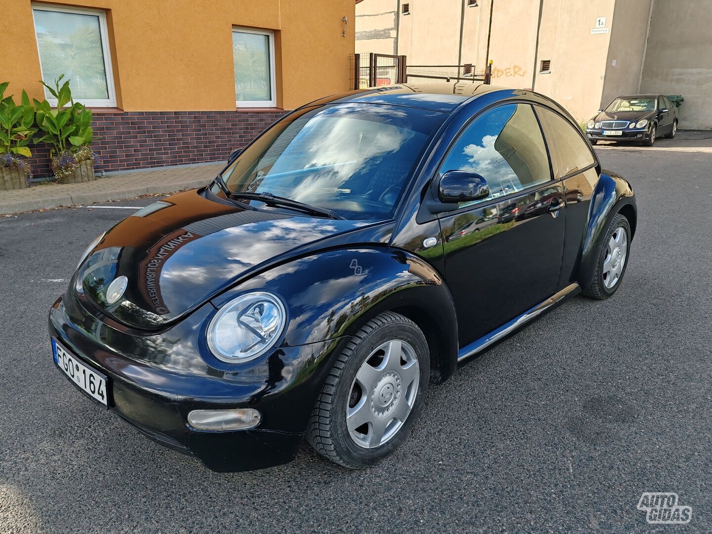 Volkswagen New Beetle 1999 г Хэтчбек