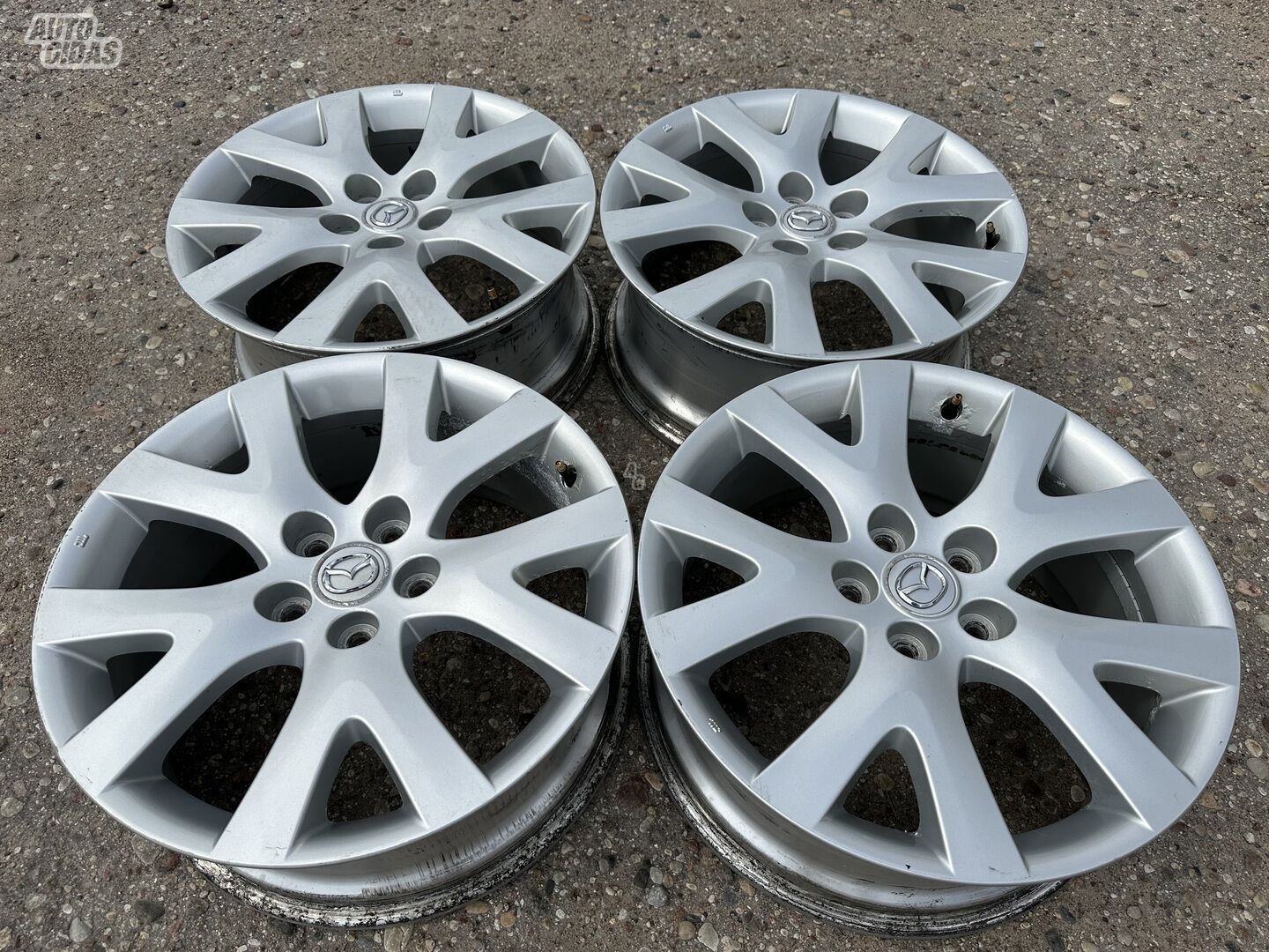 Mazda Siunciam, 7.5J ET50 light alloy R18 rims