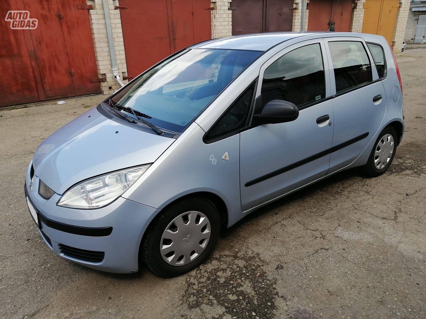 Mitsubishi Colt 2005 г Хэтчбек