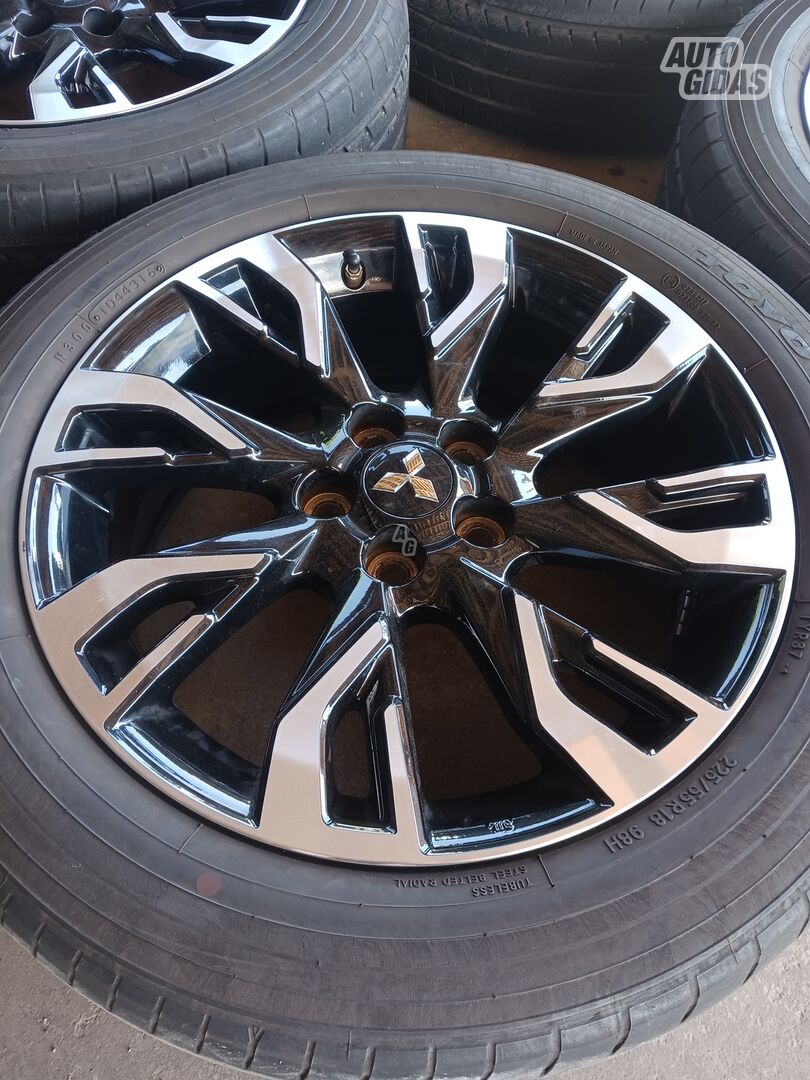 Mitsubishi Outlander light alloy R18 rims