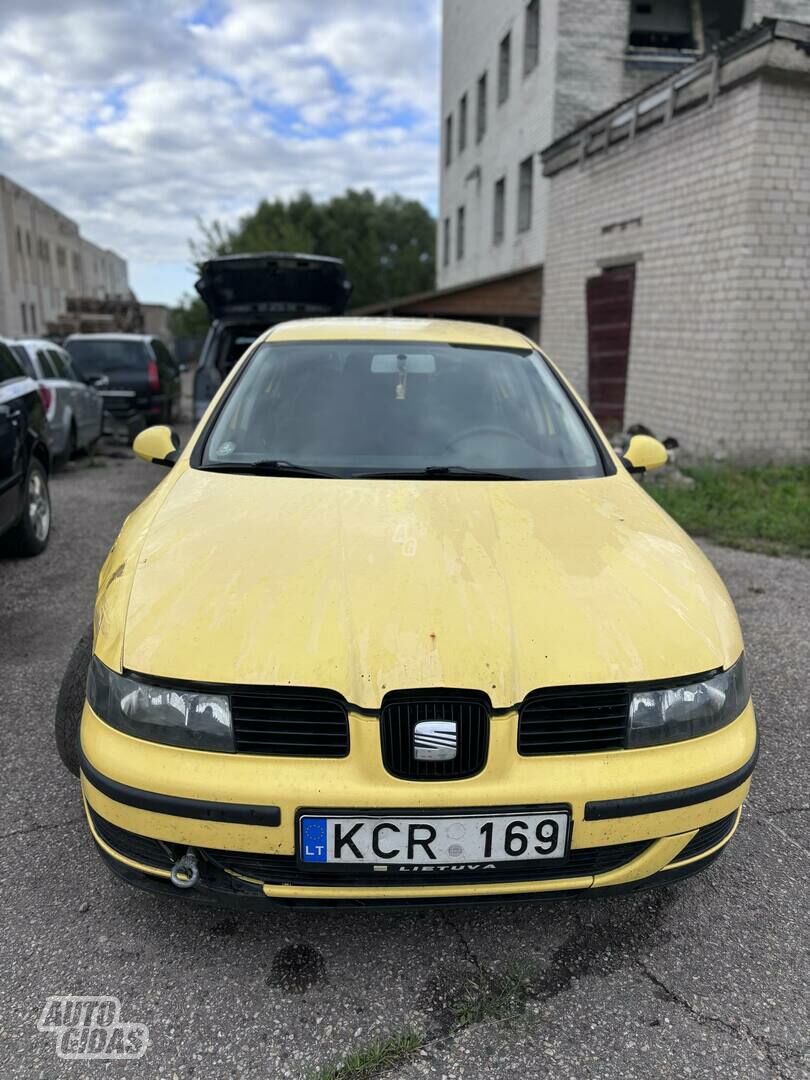 Seat Leon 2004 г запчясти