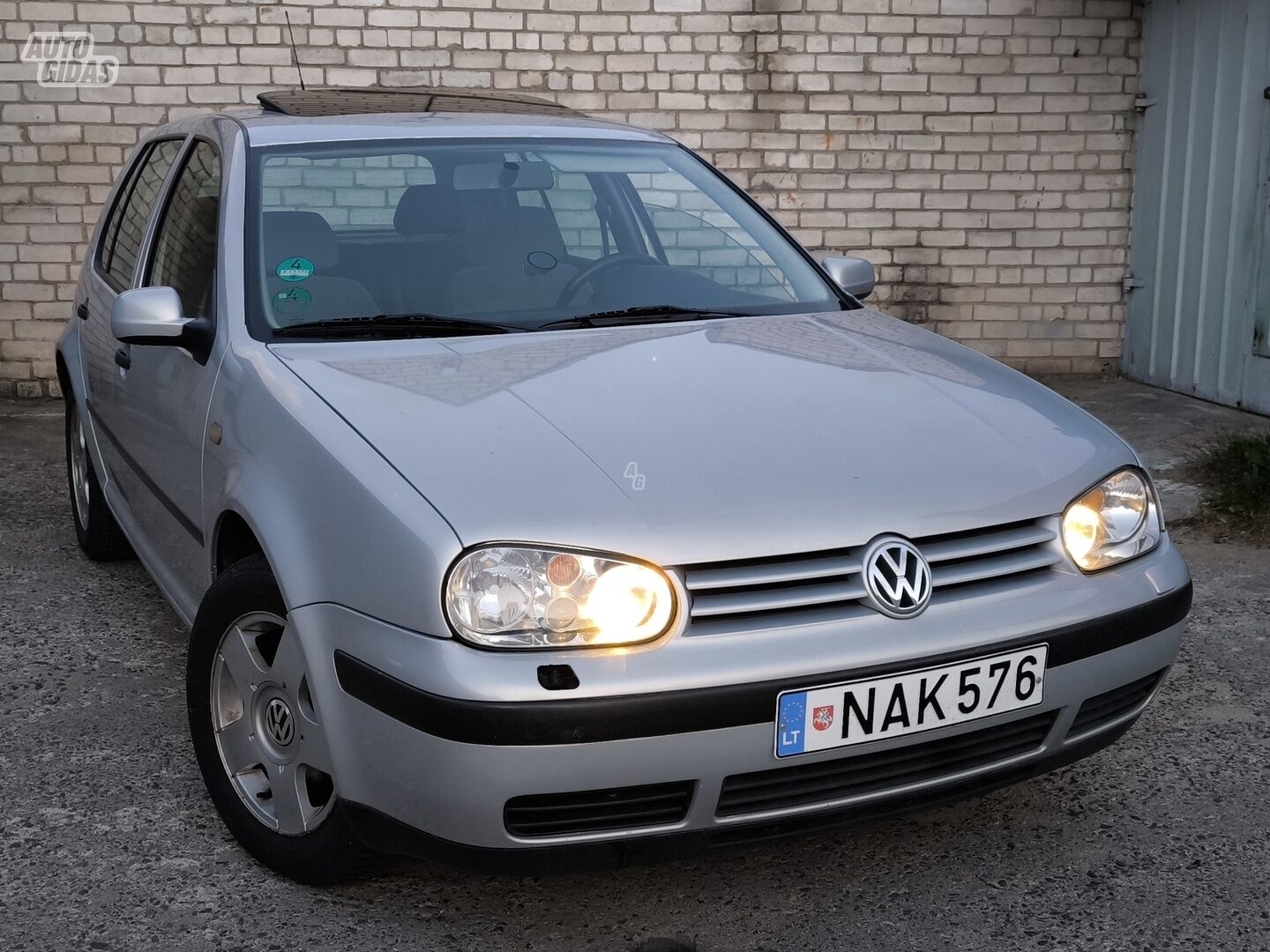 Volkswagen Golf IV Basis 1998 y