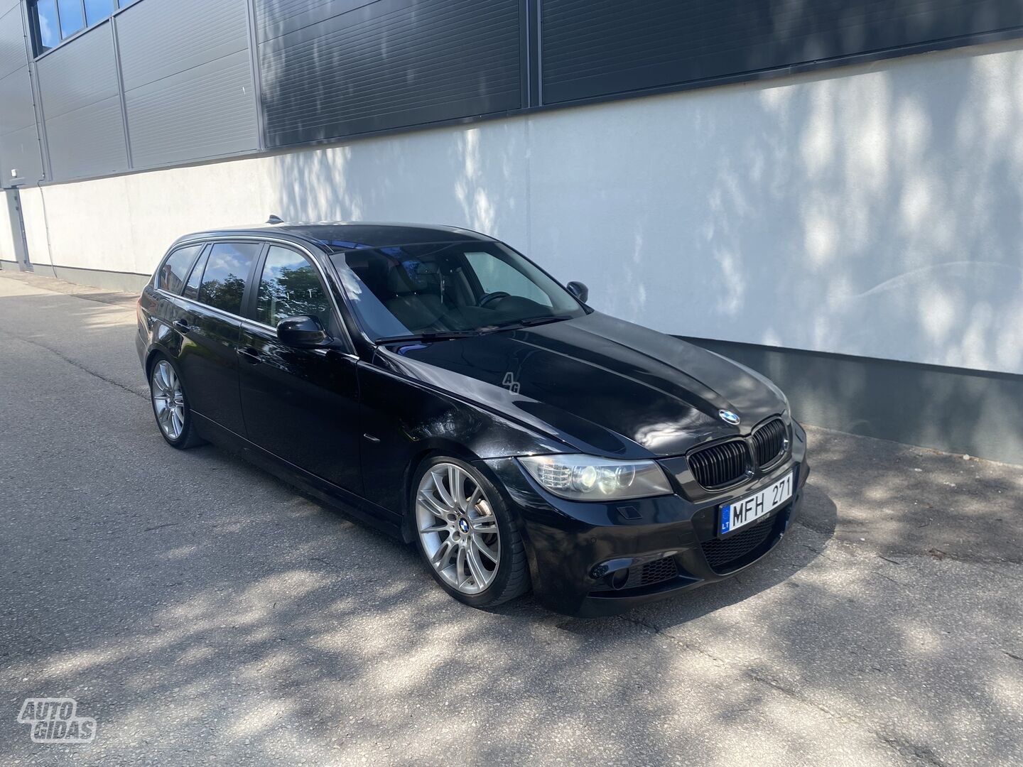 Bmw 325 E90 2009 г