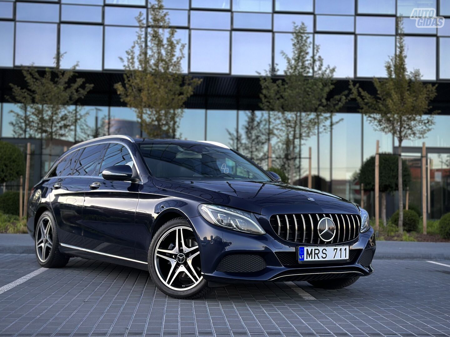 Mercedes-Benz C 220 2014 y Wagon