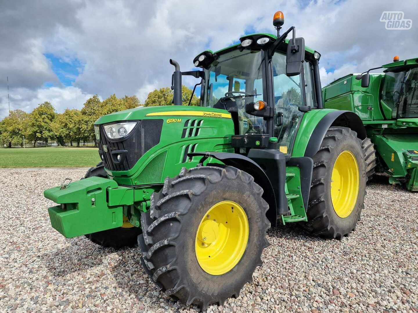 John Deere 2021 m Traktorius