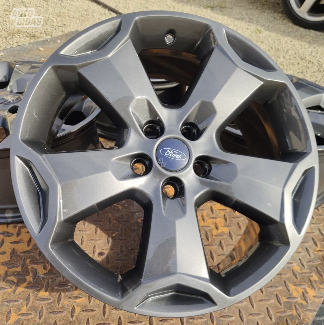 Light alloy R18 rims