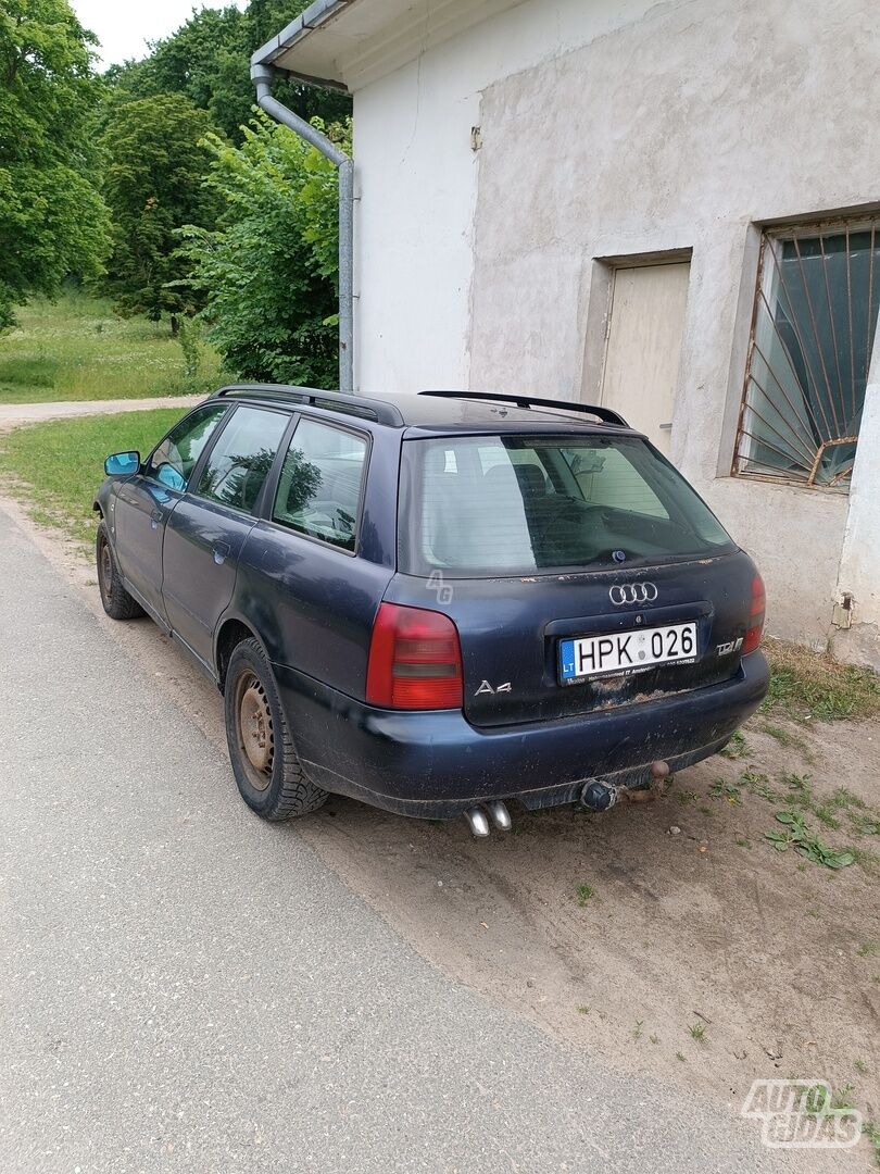 Audi A4 TDI Quattro 1997 г запчясти