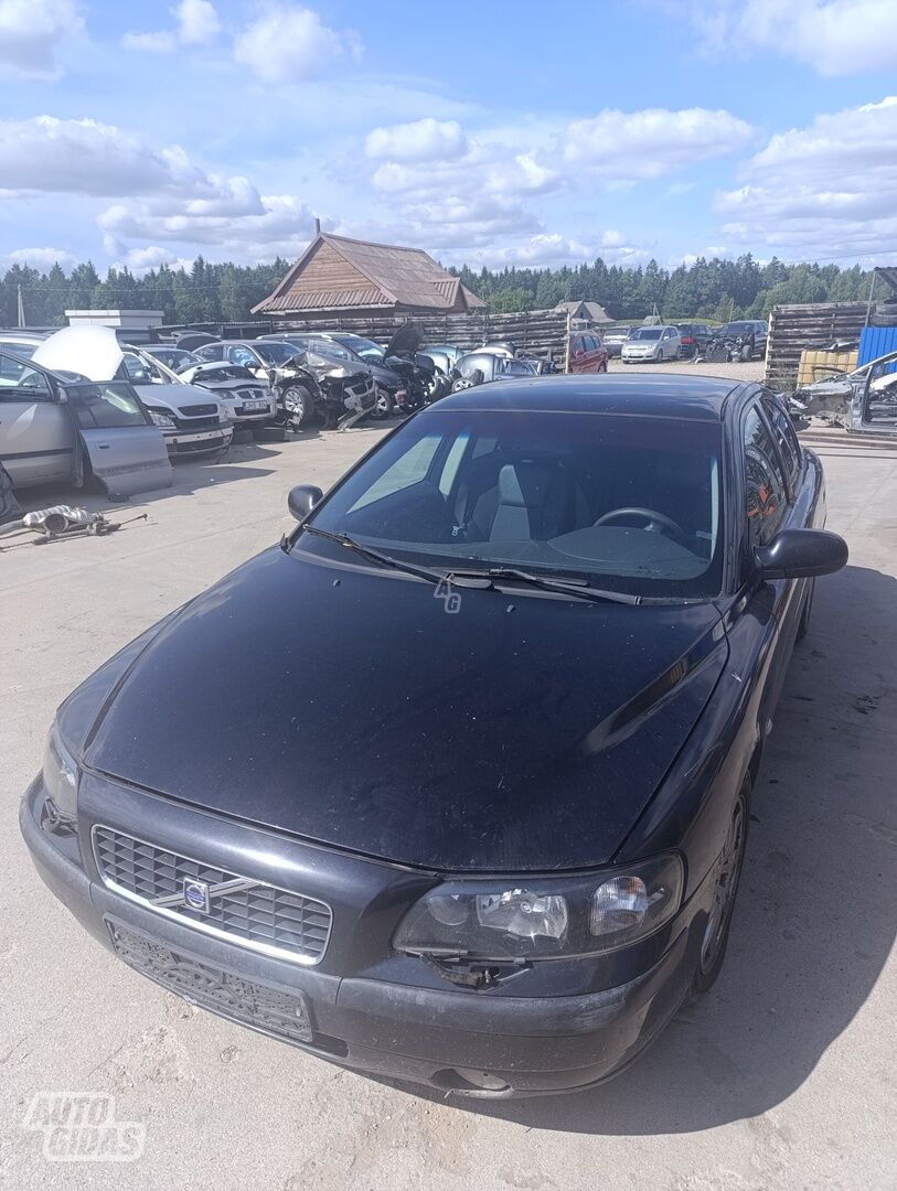 Volvo S60 I 2003 г запчясти