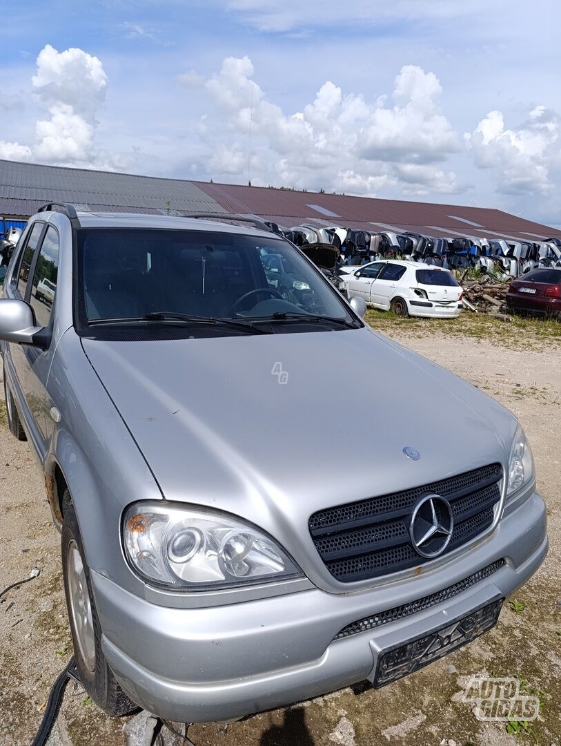 Mercedes-Benz Ml 320 2000 y parts