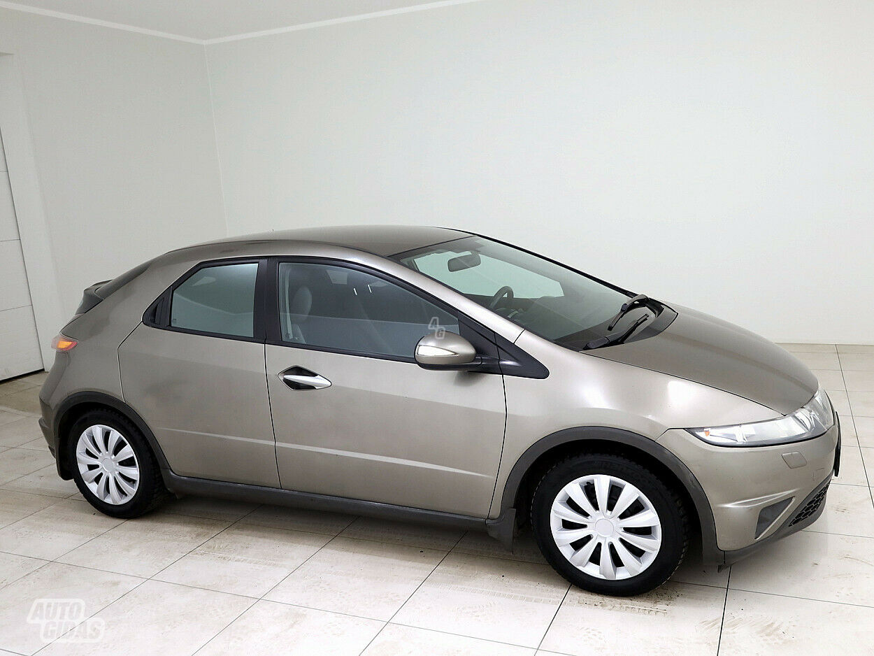 Honda Civic 2006 m Hečbekas