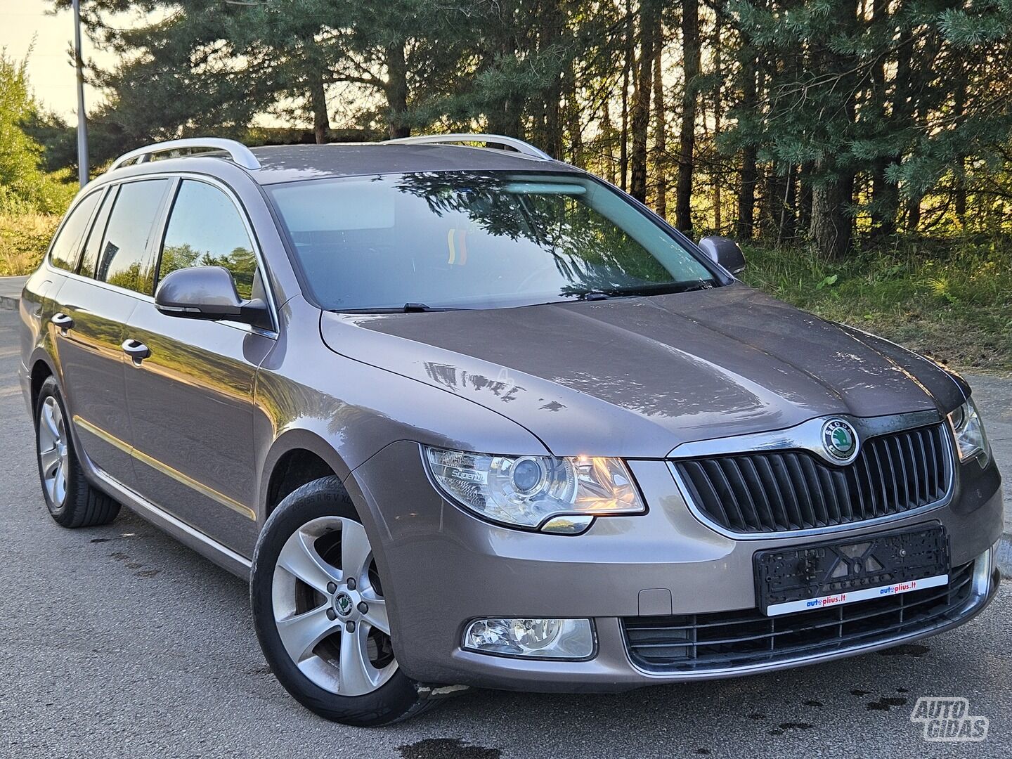 Skoda Superb TSI Elegance 2011 m