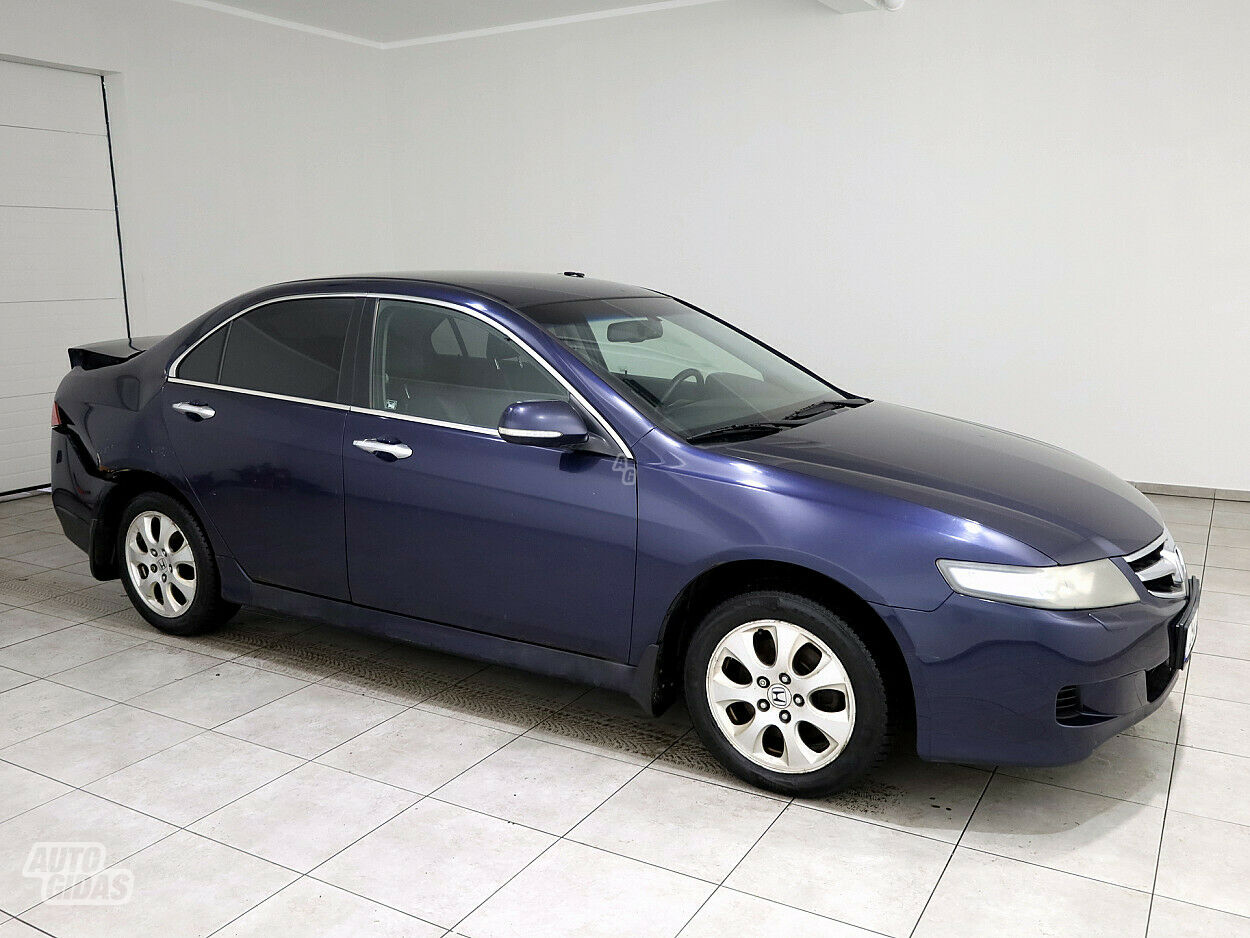 Honda Accord 2006 г Седан