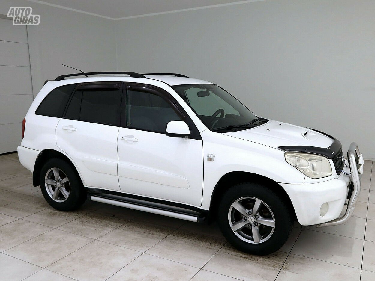 Toyota RAV4 D4-D 2005 г