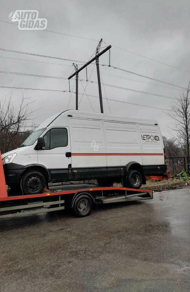 Iveco Daily 2013 y parts