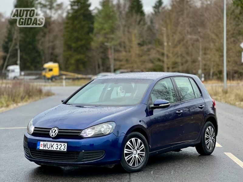 Volkswagen Golf 2010 г Хэтчбек