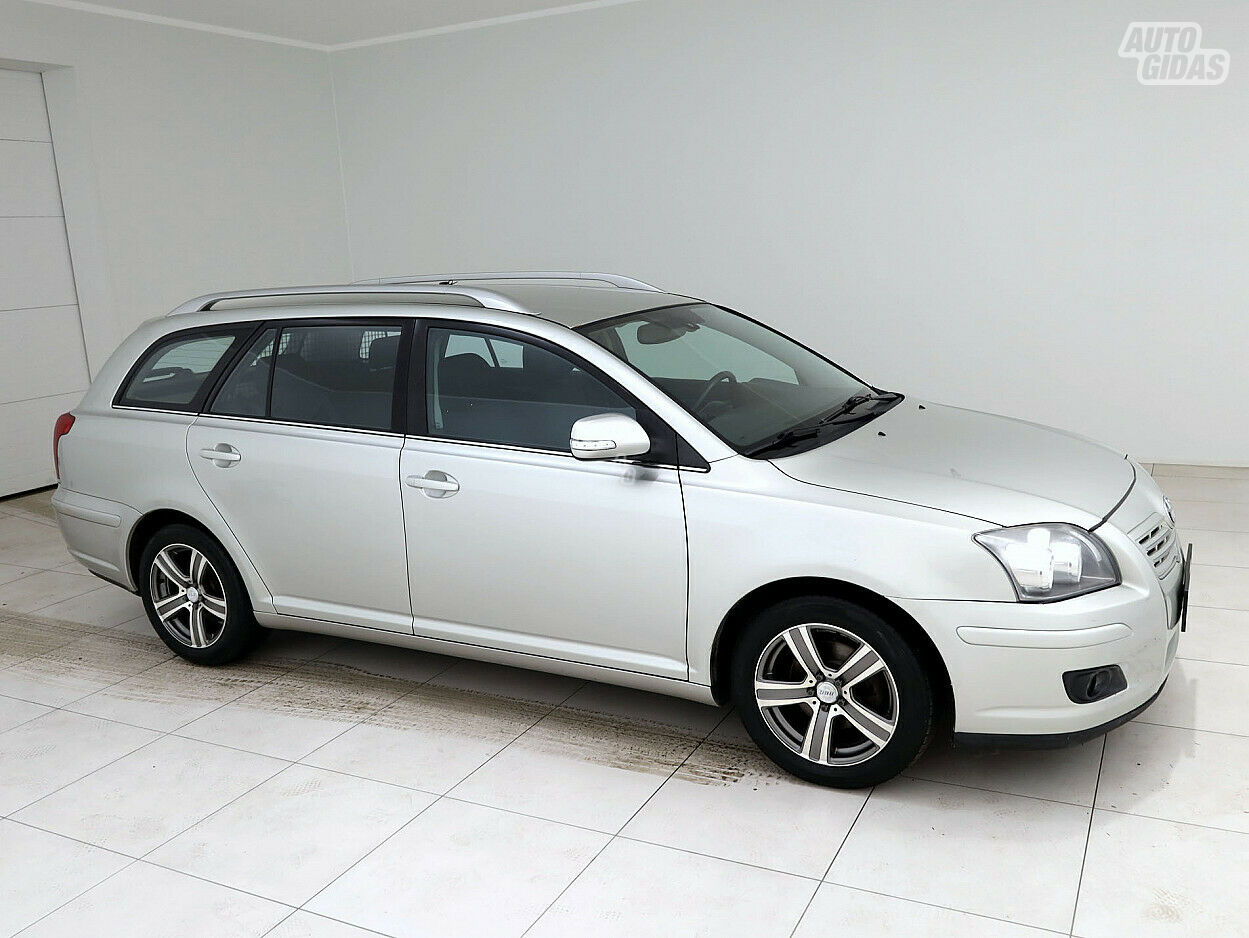 Toyota Avensis 2006 г Универсал