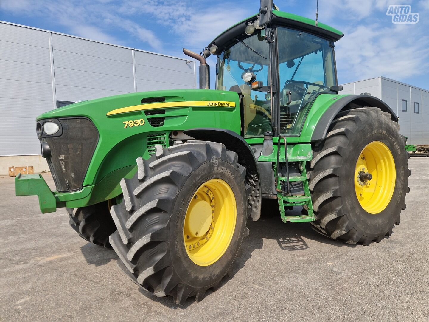 John deere 7930 2007 m Traktorius