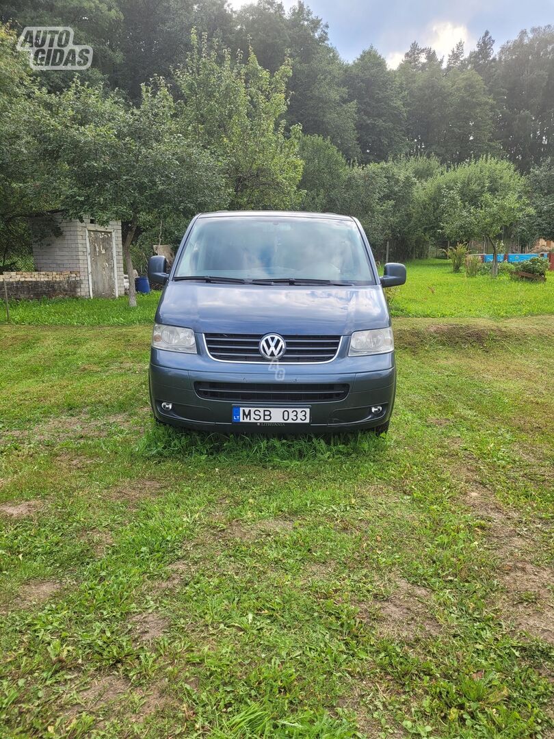 Volkswagen Multivan 2008 г Грузовой микроавтобус