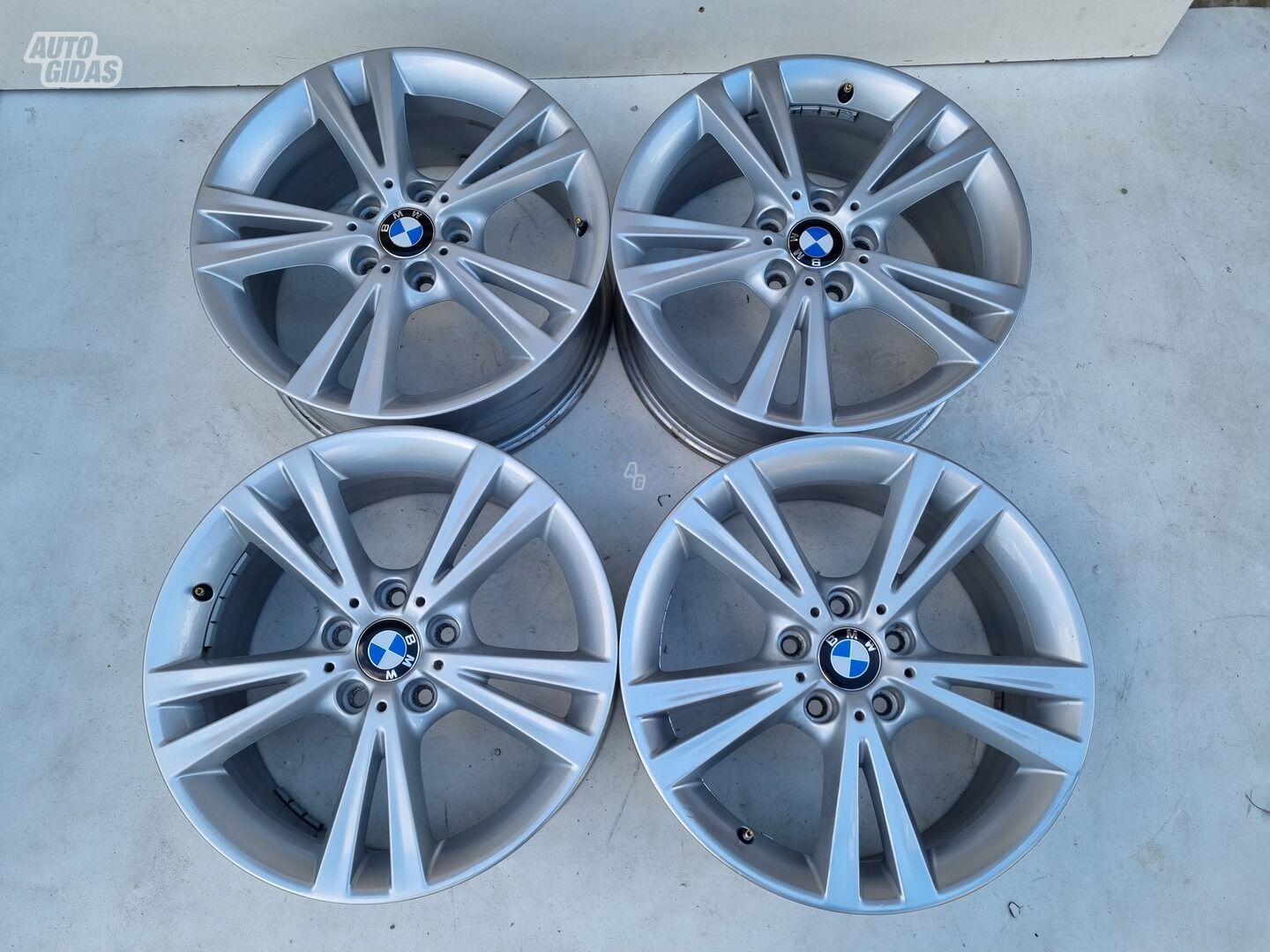 BMW F20 originalūs 128 light alloy R18 rims