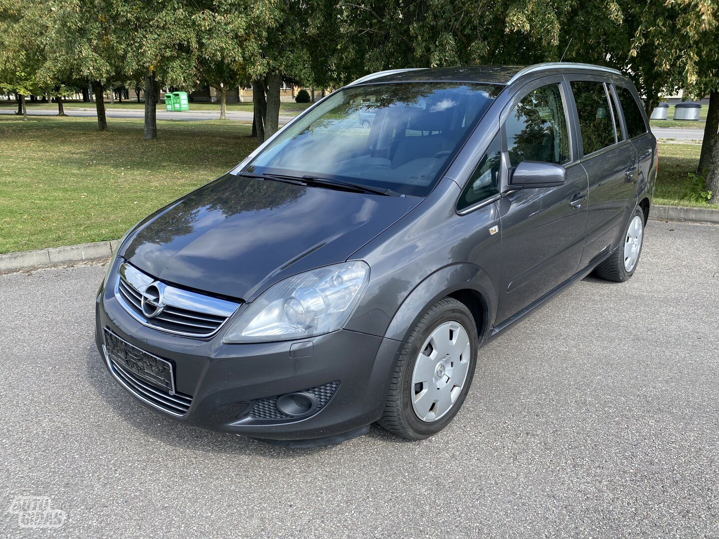 Opel Zafira 2009 m Vienatūris