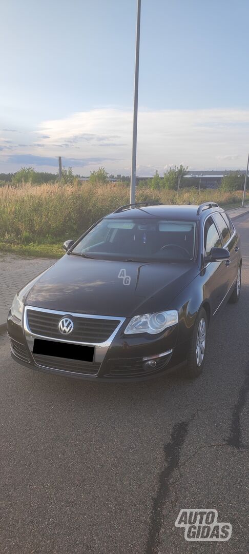 Volkswagen Passat TDI Comfortline DSG 2010 y