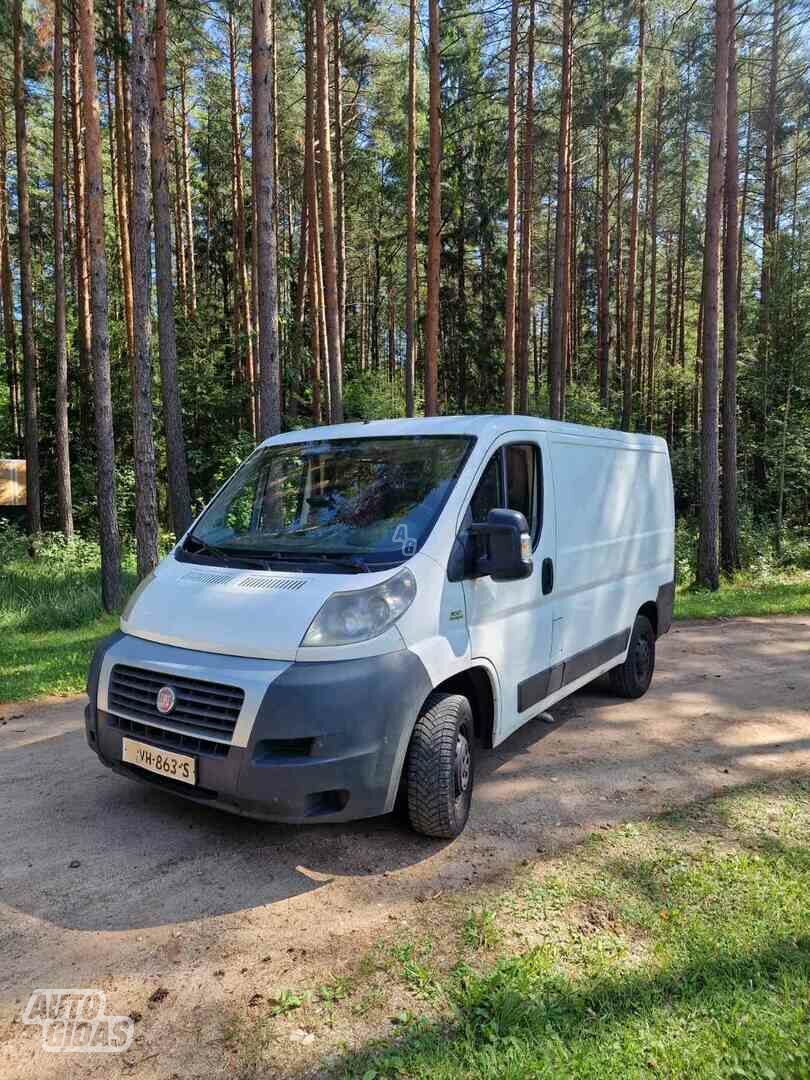 Fiat Ducato 2011 г Грузовой микроавтобус