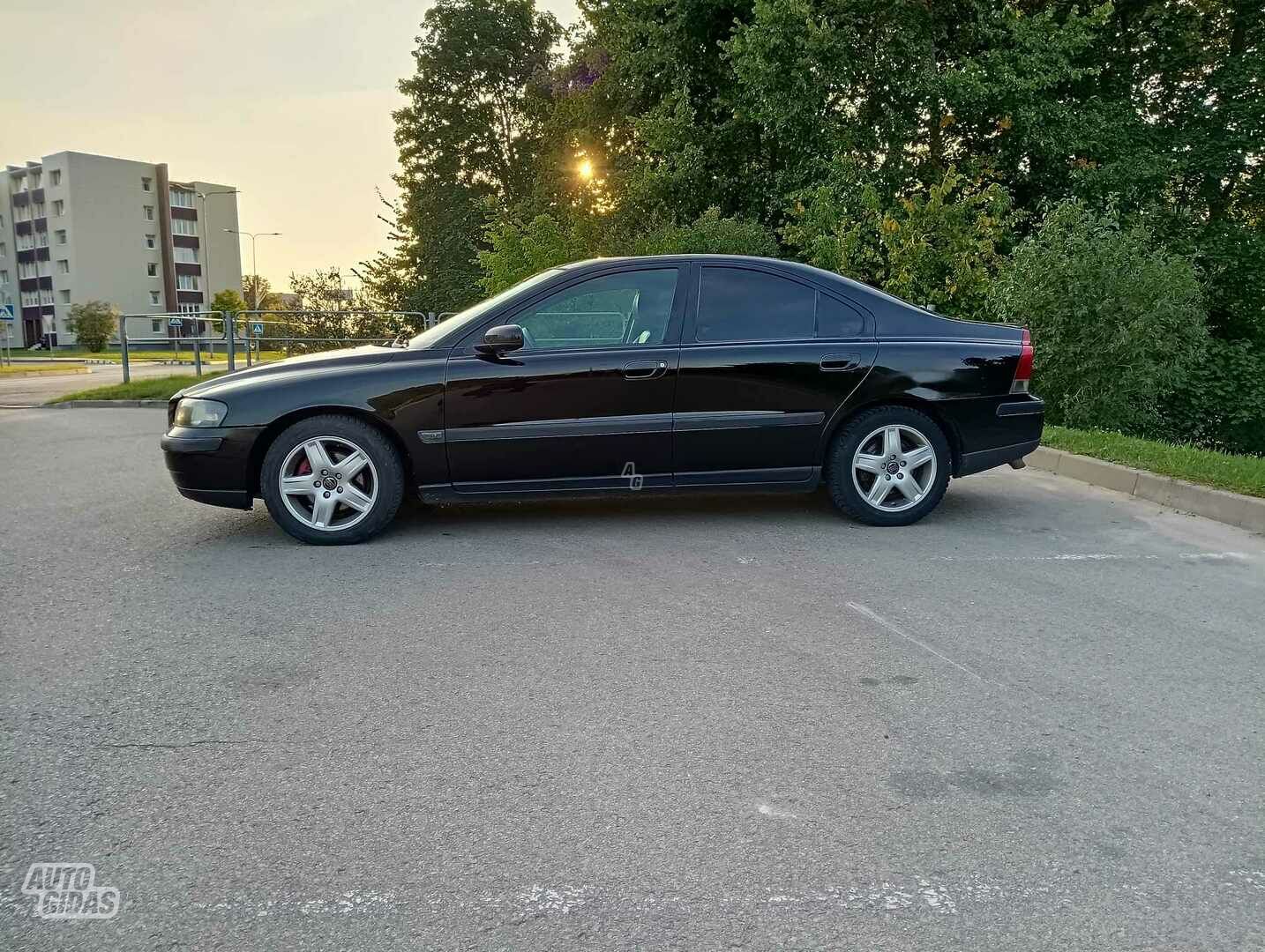 Volvo S60 D5 2004 m