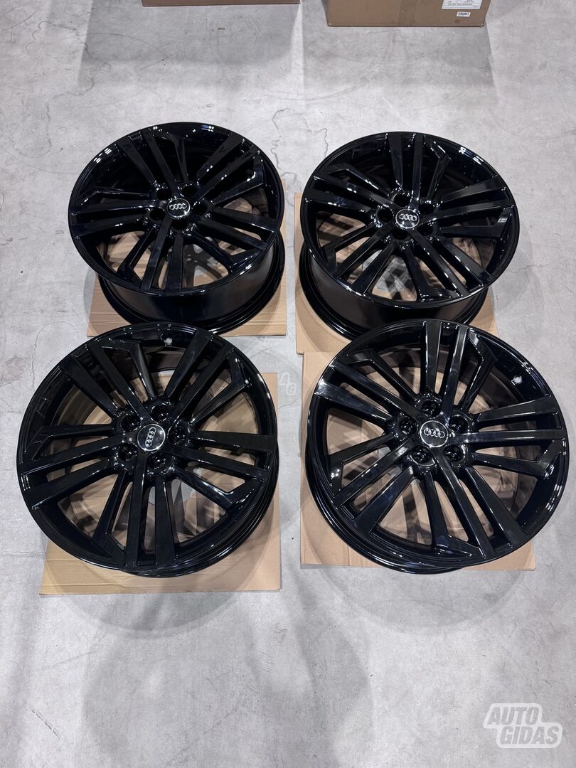 100 Q5 R20 Black Q5 light alloy R20 rims