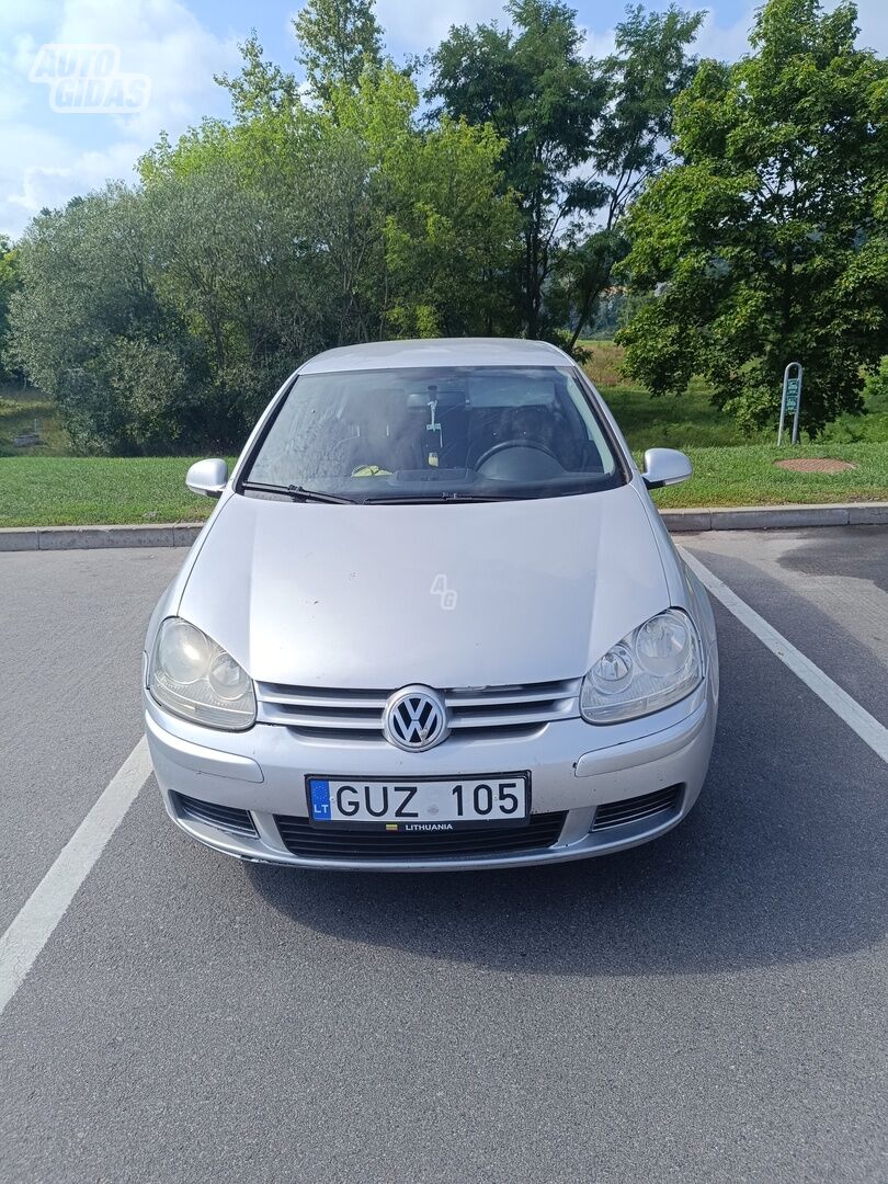 Volkswagen Golf 2005 m Sedanas