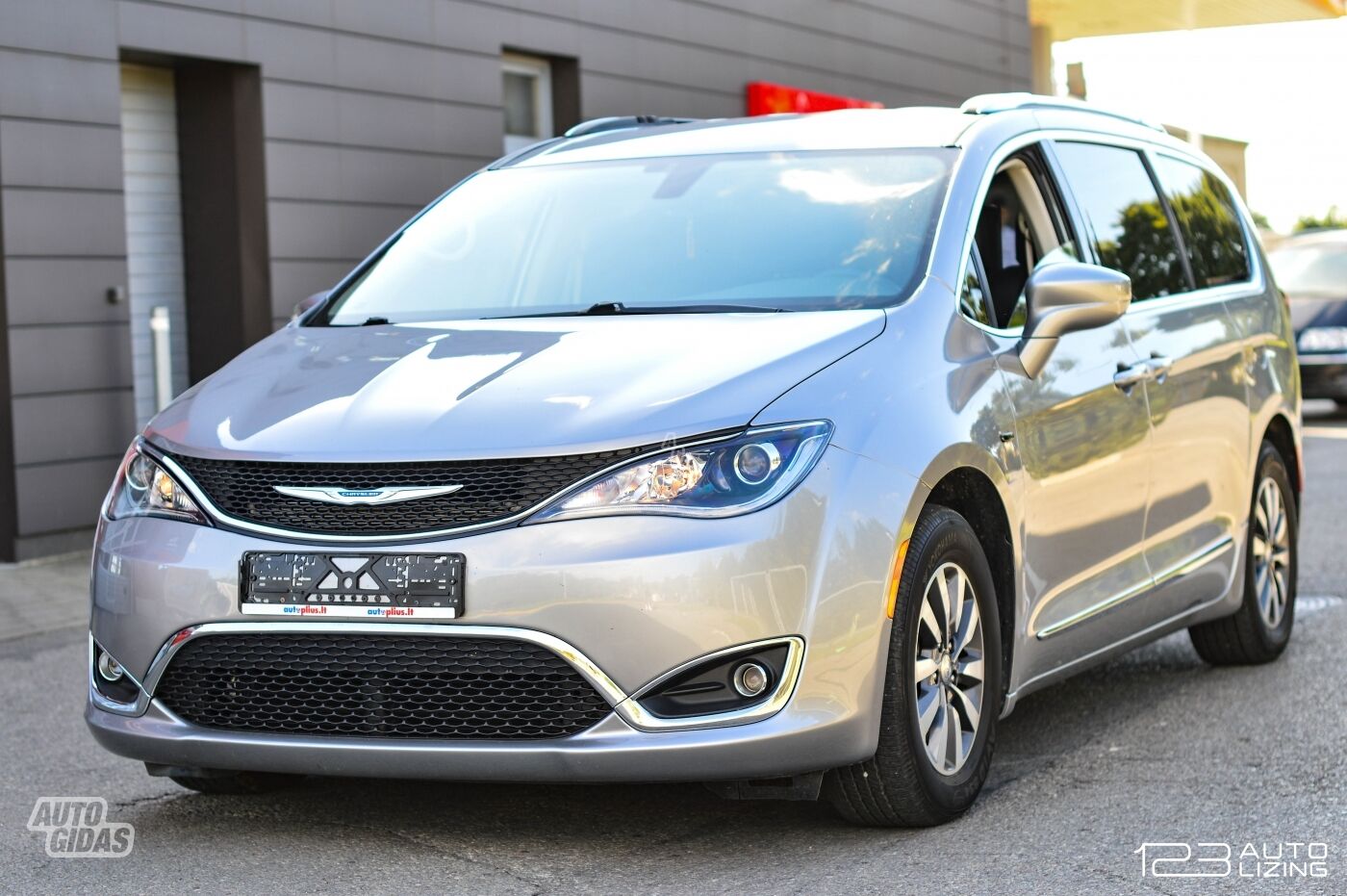 Chrysler Pacifica 2020 y Van