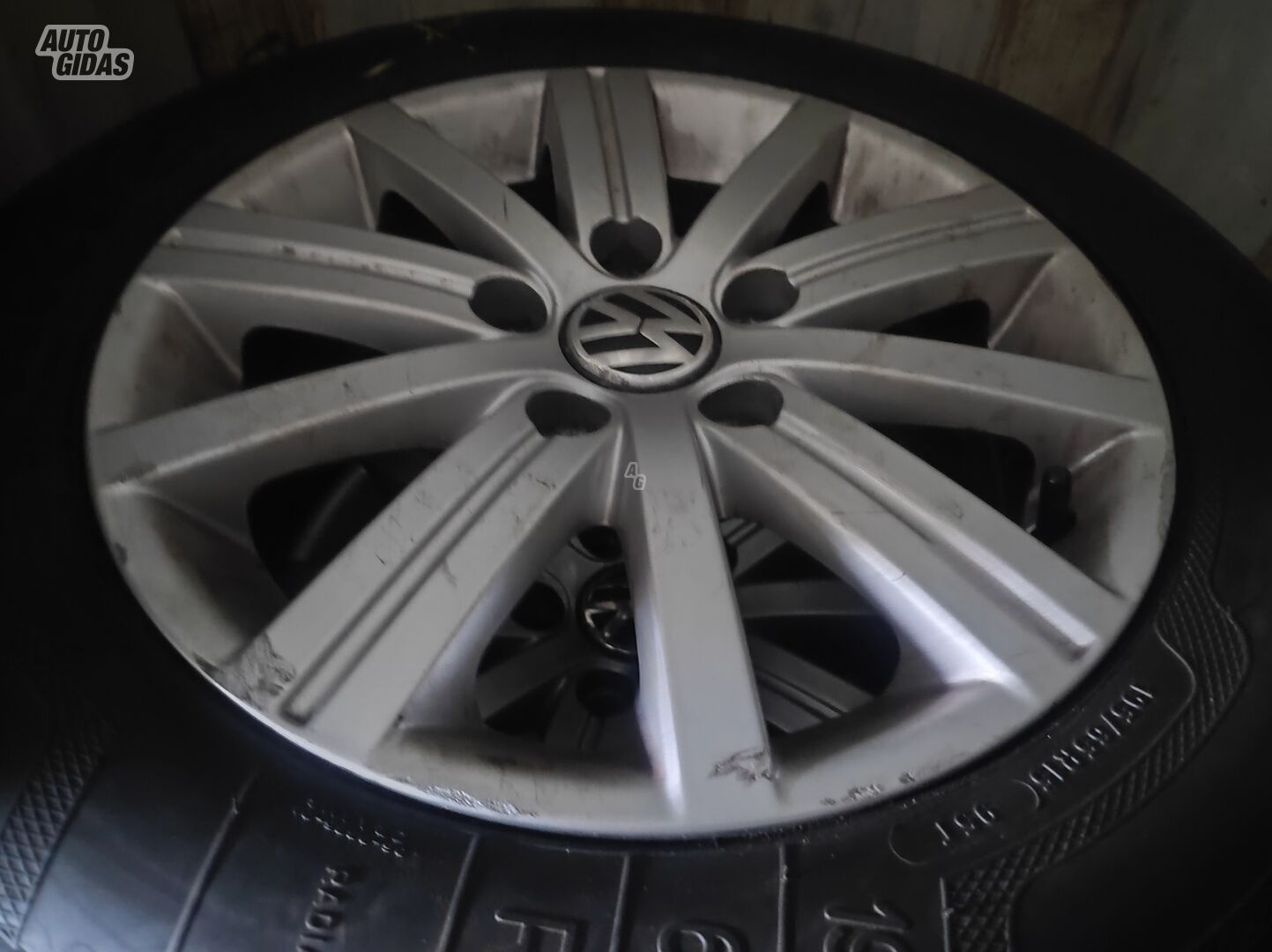 Volkswagen light alloy R15 rims