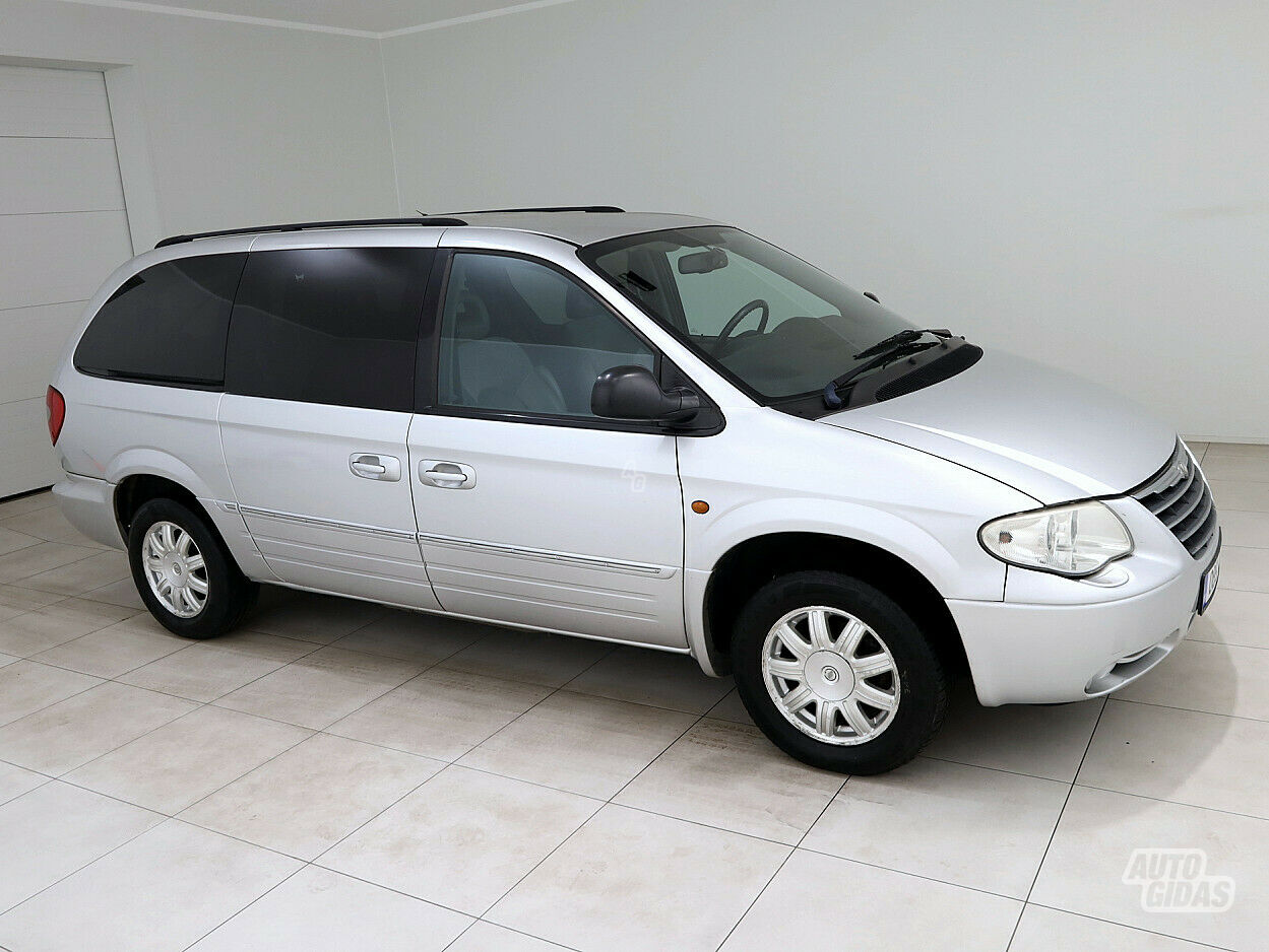 Chrysler Grand Voyager CRD 2006 y