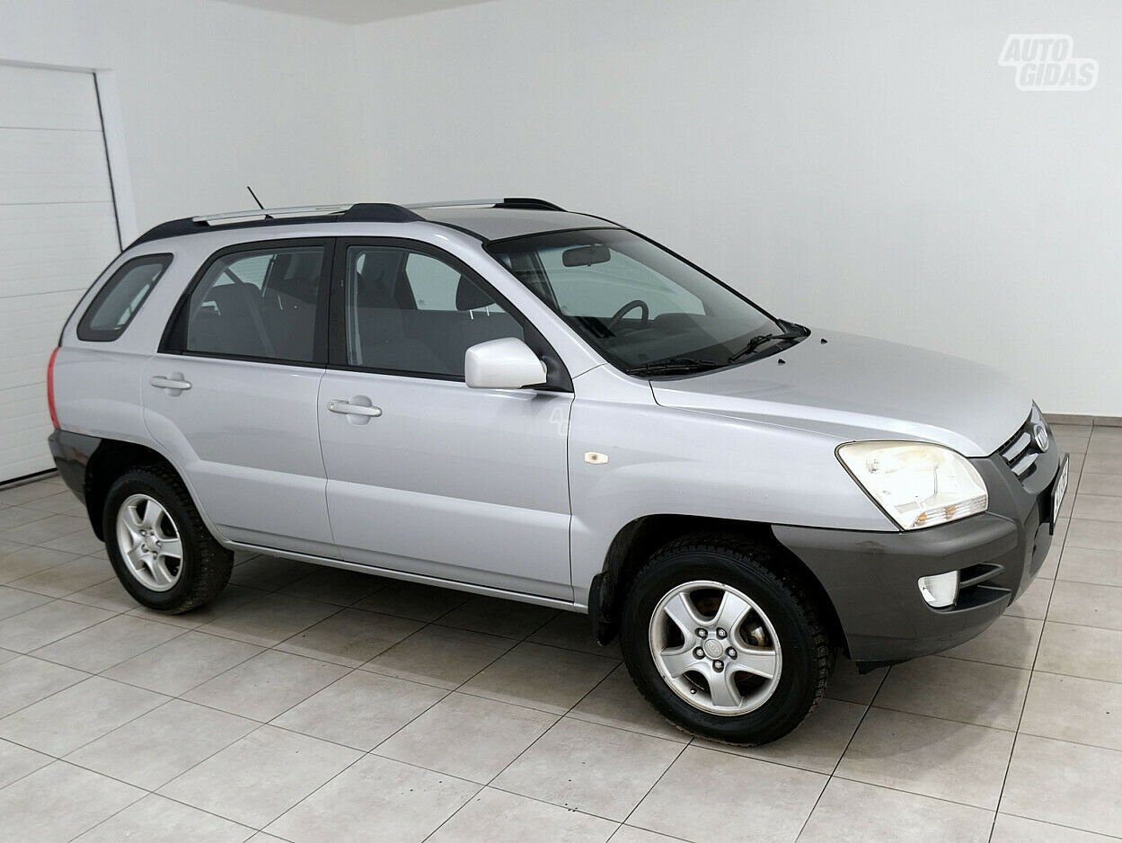 Kia Sportage 2006 г Внедорожник / Кроссовер