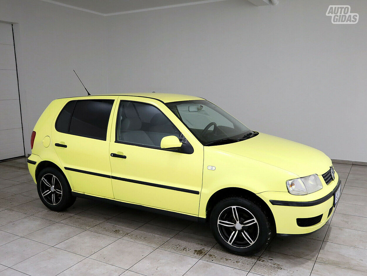 Volkswagen Polo 2000 г Хэтчбек