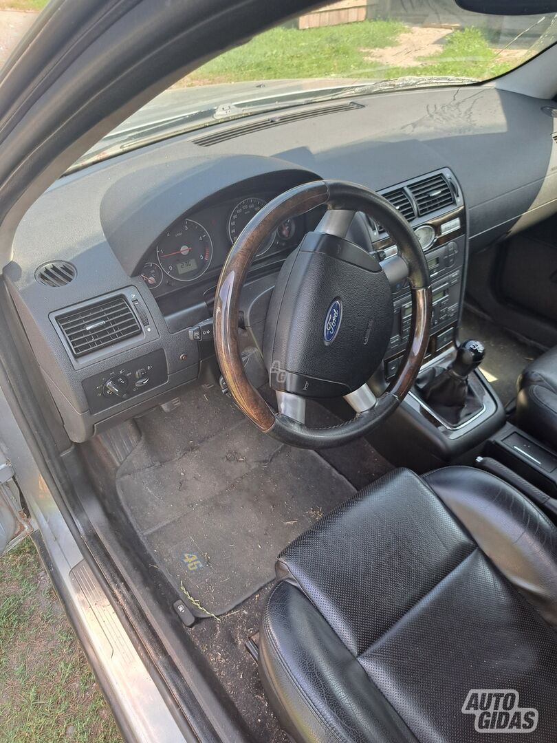 Ford Mondeo 2003 г Универсал