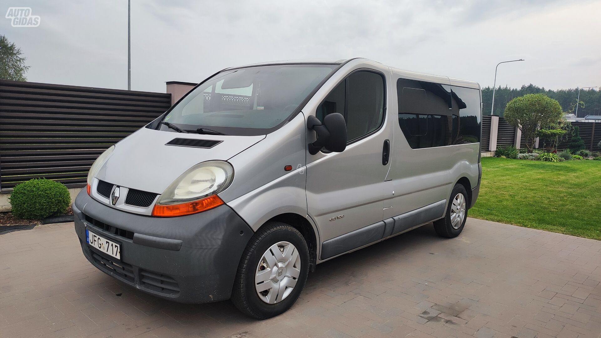 Renault Trafic 2004 m Keleivinis mikroautobusas