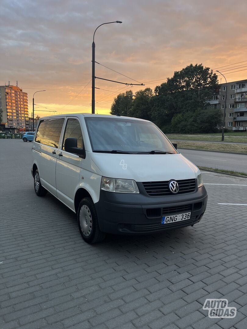 Volkswagen Transporter T5 2004 г