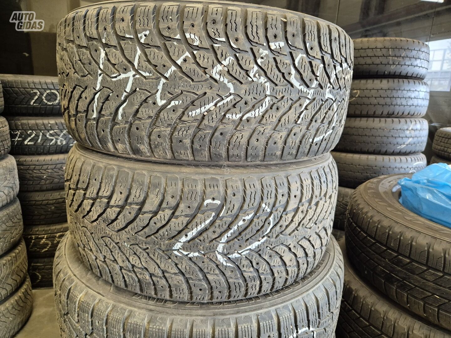 R17 universal tyres passanger car