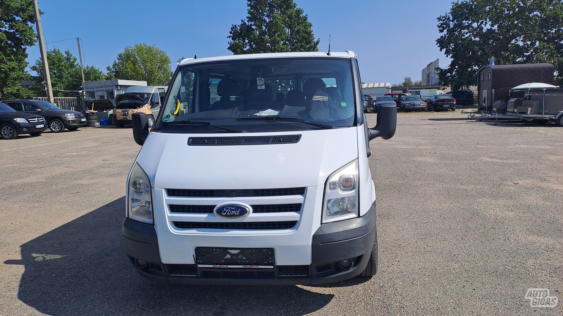 Ford Transit 2011 y Minibus