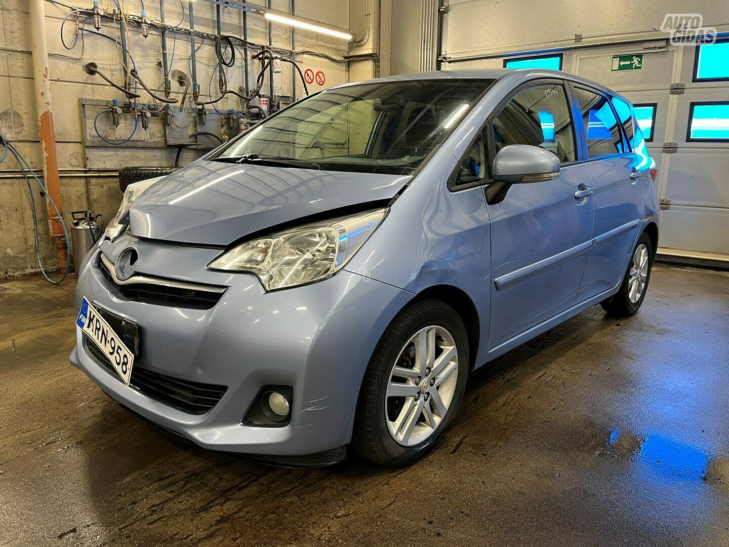 Toyota Verso-S 2012 г запчясти