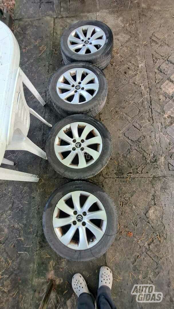 C4 Grand Picasso light alloy R16 rims