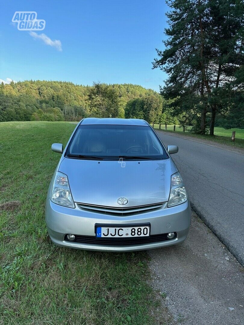 Toyota Prius III (2003 - 2009) 2005 y