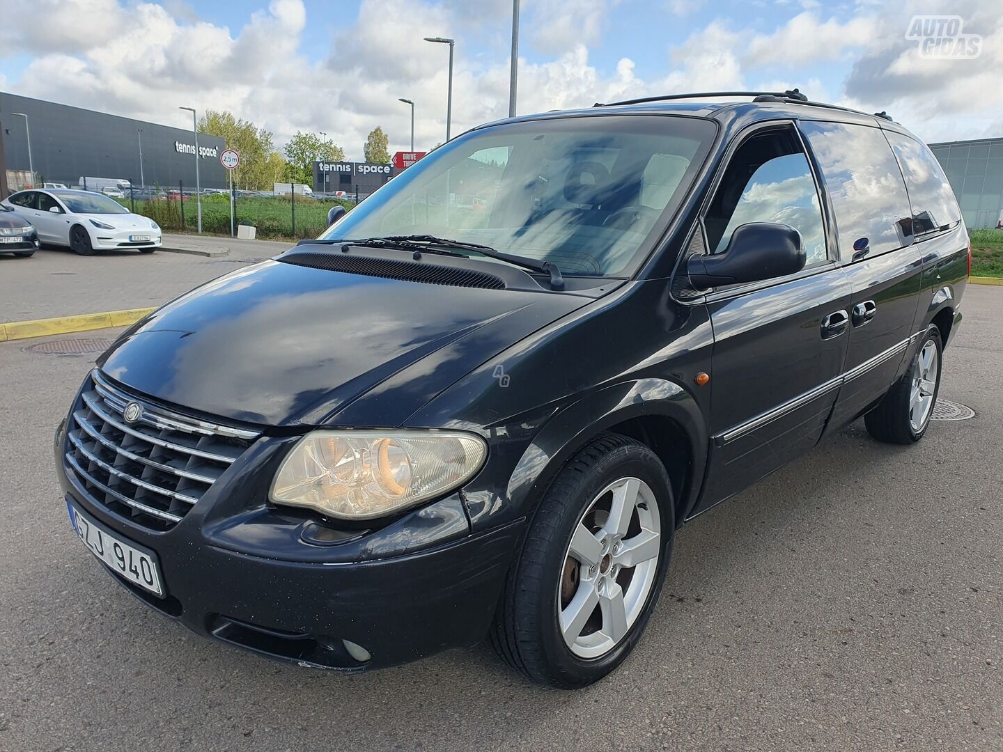 Chrysler Grand Voyager 2005 г Минивэн