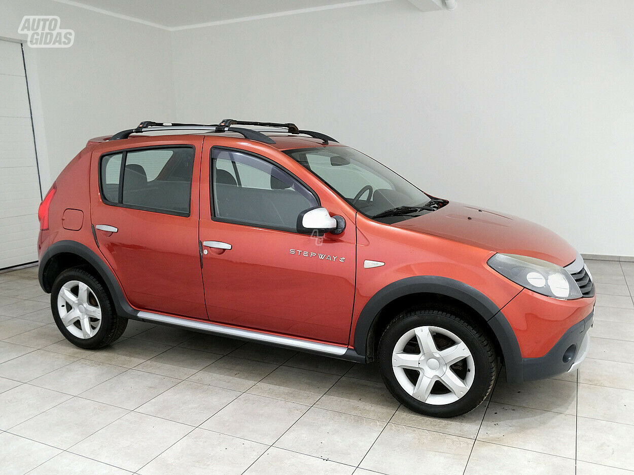 Dacia Sandero dCi 2010 y