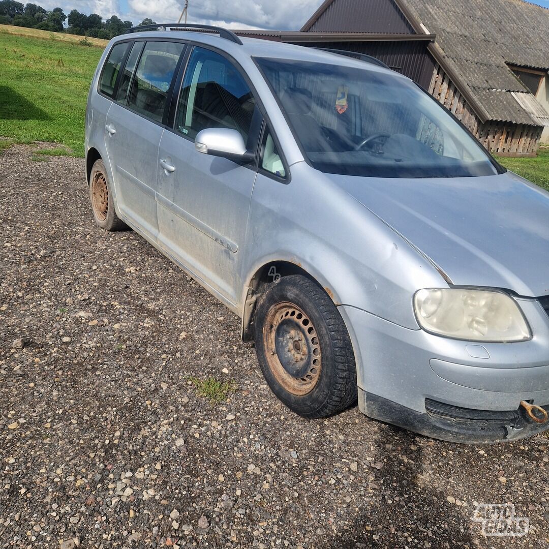 Volkswagen Touran 2003 m Universalas